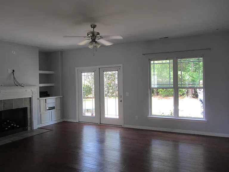 22 Isle Of Palms E — Photo 2
