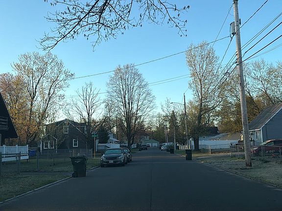 5th image of 44 Pelham St