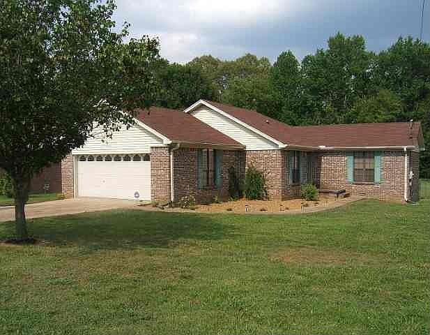 3br 2ba garage 1/2 ac lot