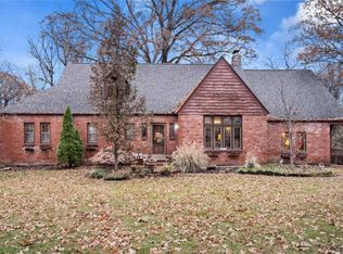 9341 Lincoln Dr, Saint Louis, MO