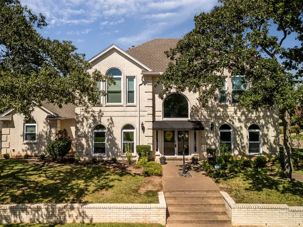 5210 Saratoga Ln, Arlington, TX 76017