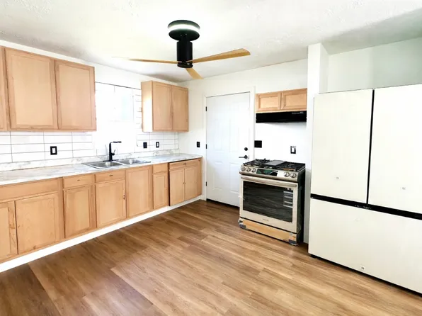 3007 Wade Ave, Cleveland, OH 44113