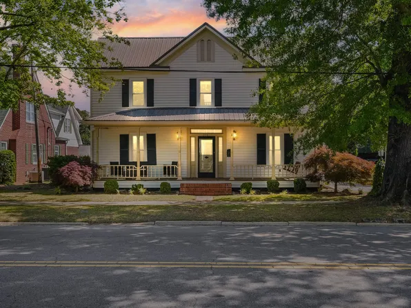 316 W Main St, Benson, NC 27504