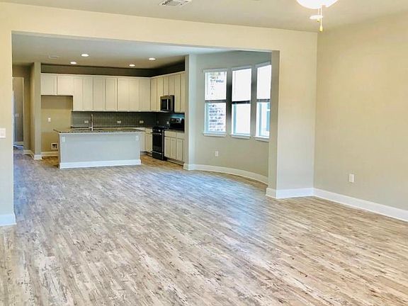 5th image of 9304 Margaret Jewel Ln