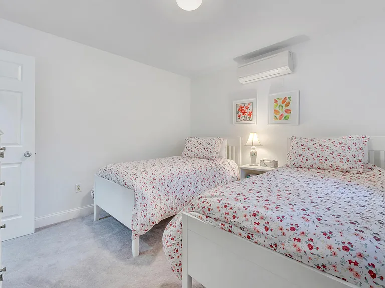 13 Dean Rd — Photo 22
