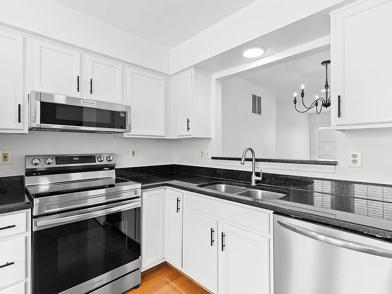 219 Frazer Dr — Photo 28