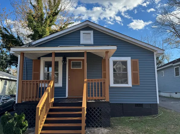 2402 Freeman St, Hopewell, VA 23860