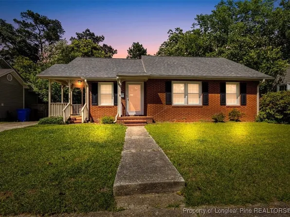 1426 Summit Ave, Fayetteville, NC 28305
