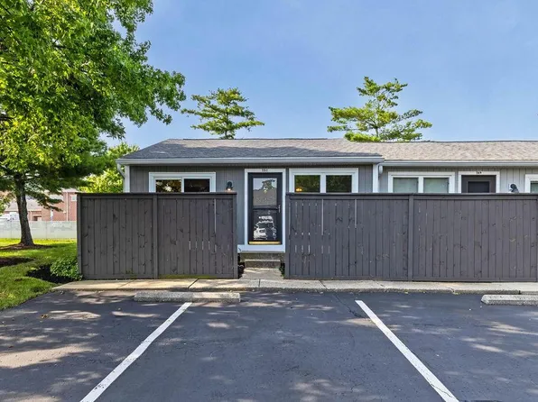 751 Plant Dr, Worthington, OH 43085