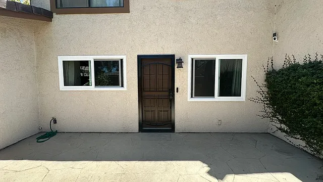 644 Thoreau Ln — Photo 2