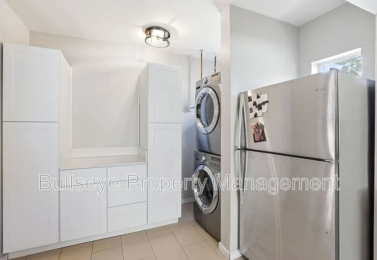 6530 N Central Ave — Photo 26