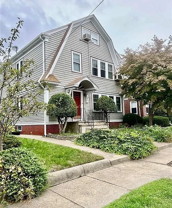 146 Lancaster St