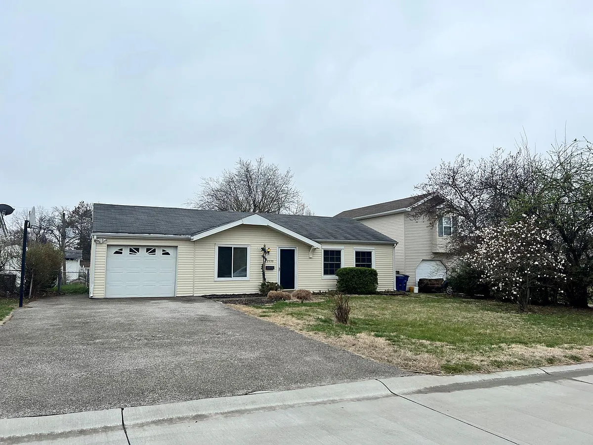 Building Photo - 2490 Bonniebrook Dr