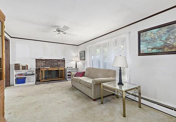 4th image of 31 Williams Ave