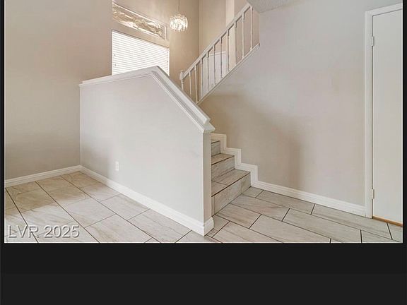 5th image of 8653 Freeport Ln