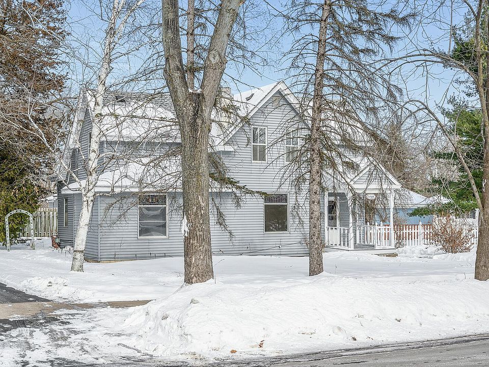 1st image of 6588 Elm St