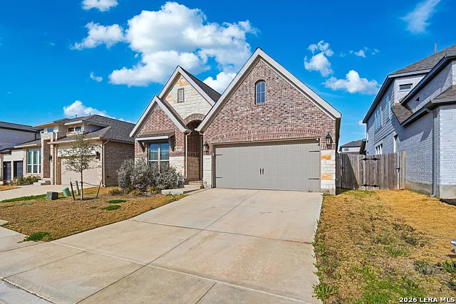 3 bed, 2.0 bath, 1946 sqft, $2,800 — Photo 3