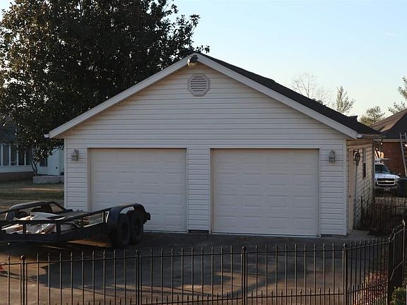 2nd image of 3545 Jenn Ann Ave