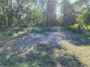 3709 35th St SW, Lehigh Acres, FL 33976