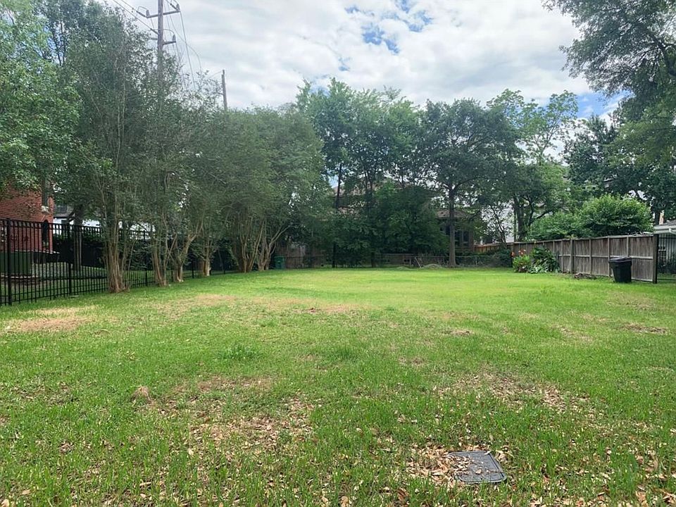 2nd image of 3021 Glen Haven Blvd