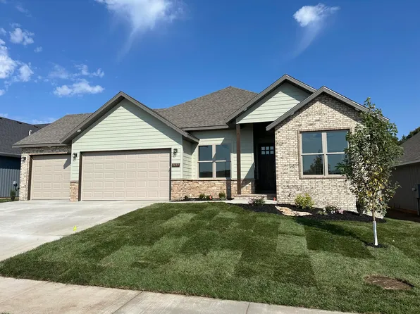 3037 W Edward Street, Springfield, MO 65810