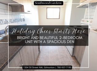 1304 50th St NW, Edmonton, AB T6L5W4