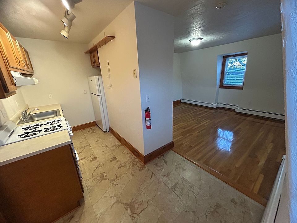1st image of 37 Railroad Ave #8