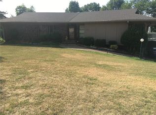 304 Azure Hills Dr, Van Buren, AR 72956