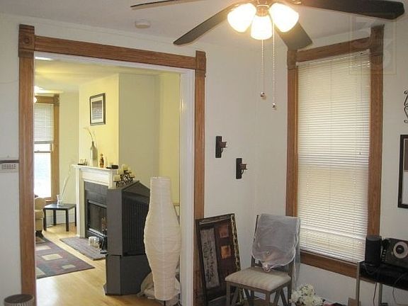5th image of 2726 N Wilton Ave #1