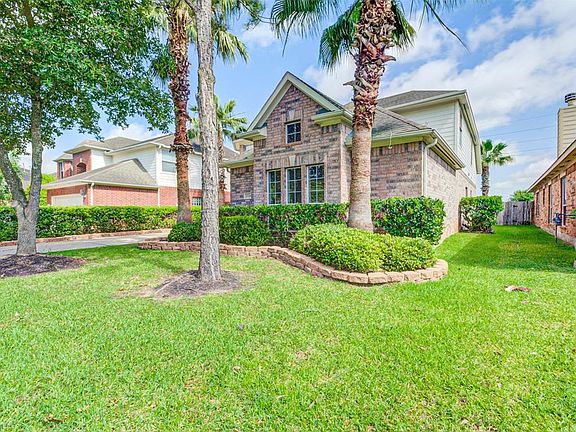5th image of 5739 White Clover Dr