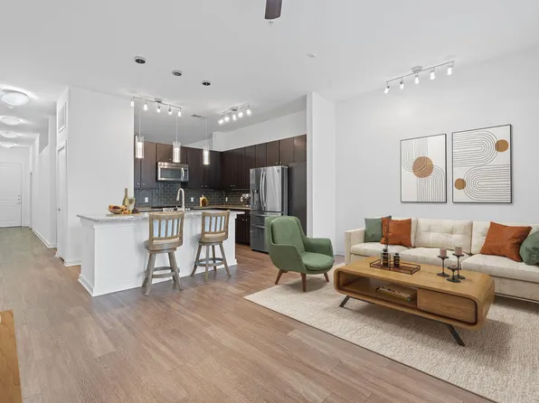 1900 Barton Springs Rd Unit 2009, Austin, TX 78704