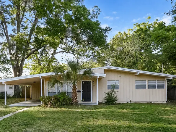 6311 Sprinkle Dr N, Jacksonville, FL 32211