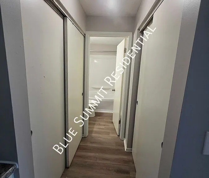 383 Wood St #10 — Photo 5