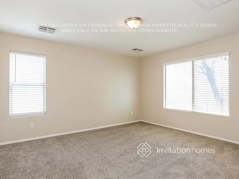 44119 W Snow Dr — Photo 8