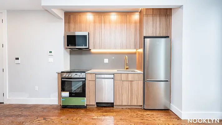 Rented by Nooklyn NYC LLC | media 4
