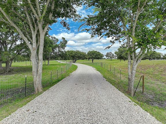4th image of 1928 Koether Rd