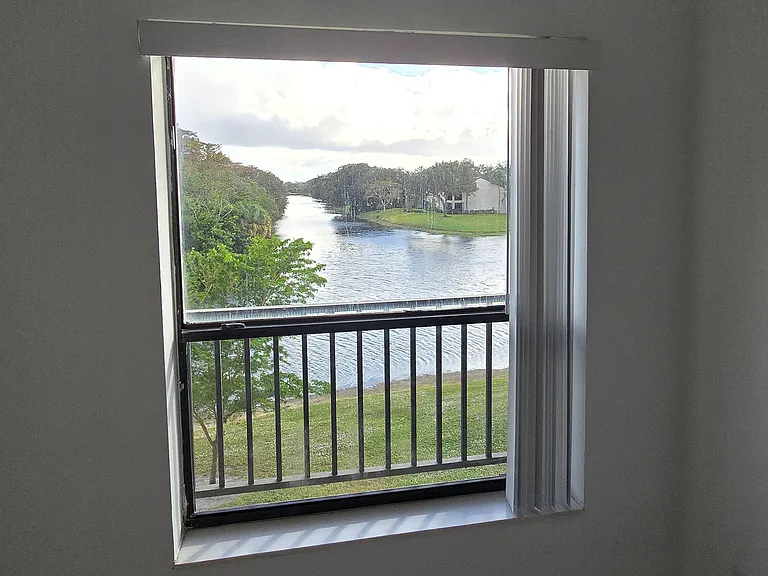 3000 NW 42nd Ave #B302 — Photo 12