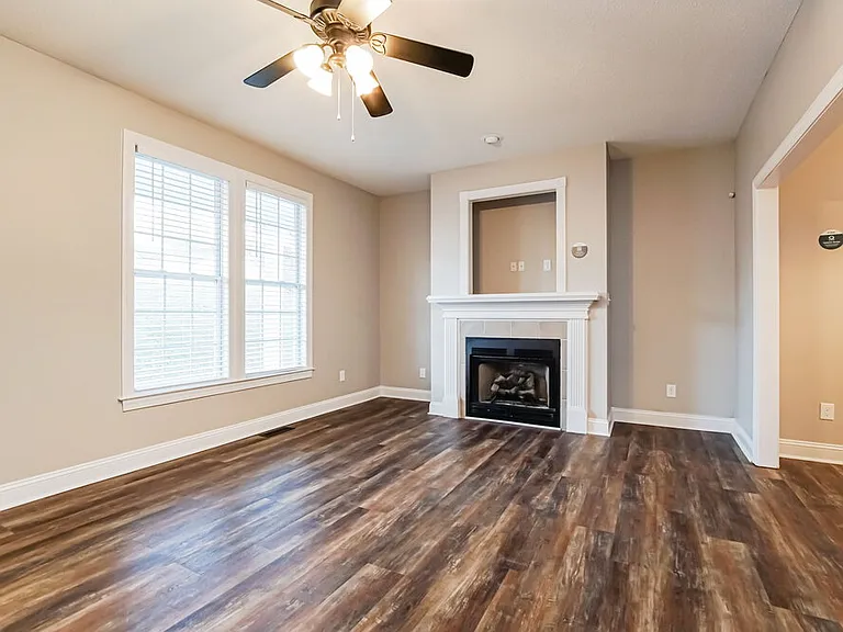 662 Landing View Dr — Photo 4