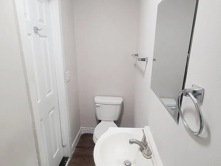 2620 Celia Ave — Photo 8