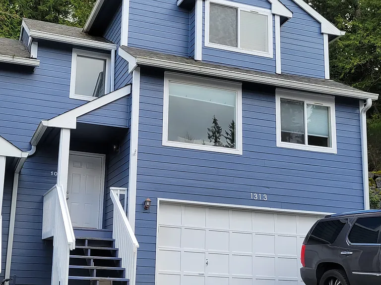 1313 NW Slate Ln #106 — Photo 1
