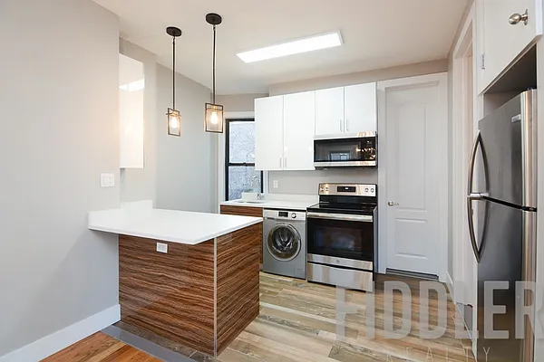 Rented by Fiddler Realty | media 8