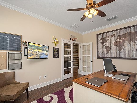 5th image of 1299 Gatewood Ave