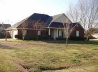 238 Ridgefield Dr, Bossier City, LA 71111