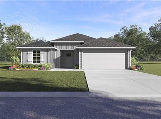 1321 Chavis St, Gentry, AR 72734