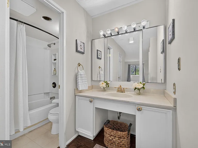 5901 Mount Eagle Dr #301 — Photo 18