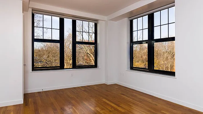 Rented by Nooklyn NYC LLC | media 75