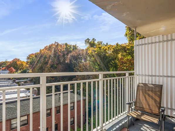 68-20 Selfridge Street image 13 of 15