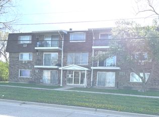 11010 Central Ave APT 2B, Chicago Ridge, IL 60415