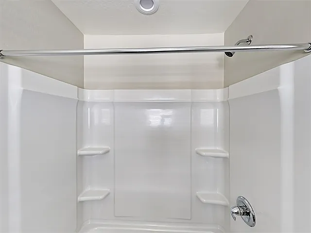 20785 W Thomas Rd — Photo 10