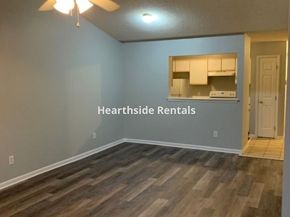4th image of 2807 Richard Dr #A